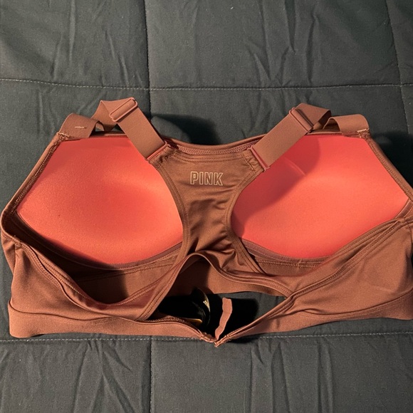 PINK Active Sports bra NWT - Picture 2 of 5